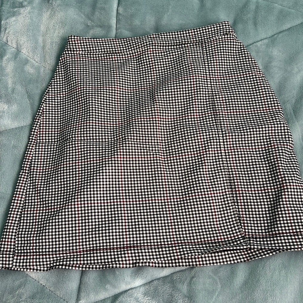 Hollister skirt